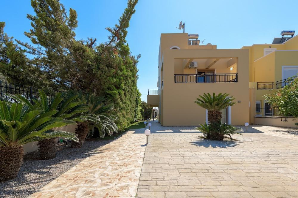 Harmony Villa Koskinou エクステリア 写真